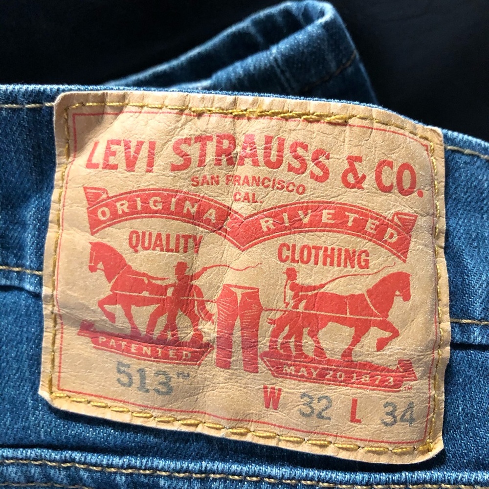 Levi’s 513 jeans